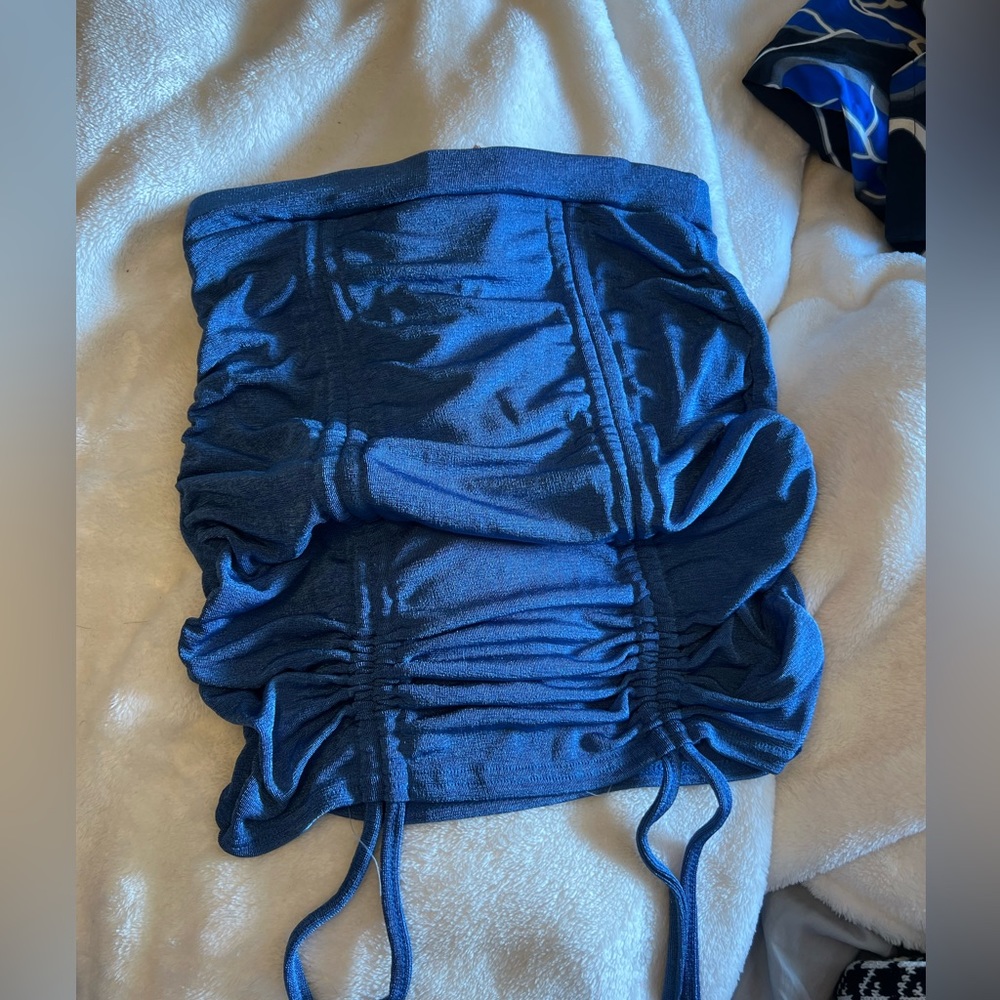 blue skirt